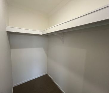 Brand New Family Home - Photo 3