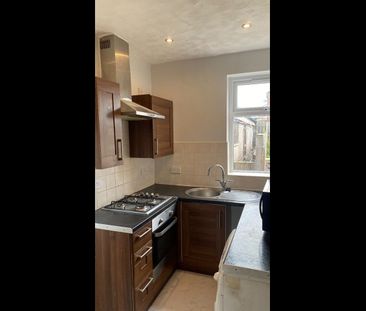 Room in a Shared House, Oakwood Road East, S60 - Photo 2