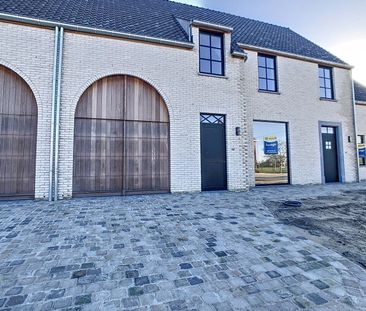 Rijwoning met garage en 3 slaapkamers nabij het centrum van Torhout - Photo 2