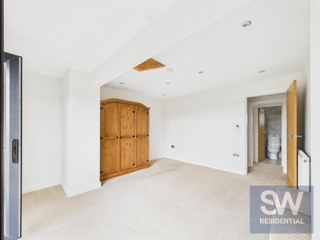 2 bedroom terraced house to rent - Photo 2