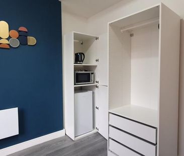 1 bedroom in a house share to rent - Photo 1