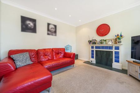 3 bedroom terraced house to rent - Photo 5