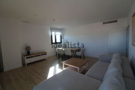 Alquiler de piso en Paseo Martiricos - Foto 5