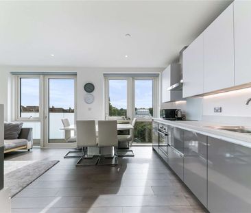 Juniper Drive, London, SW18 1UY - Photo 2