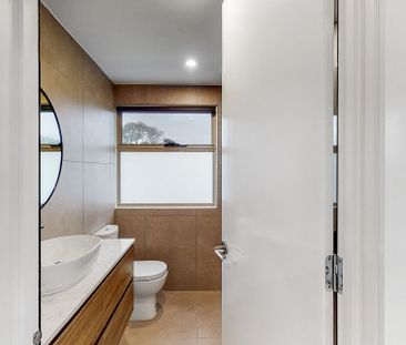 2/92 West Street, Hadfield - Photo 3