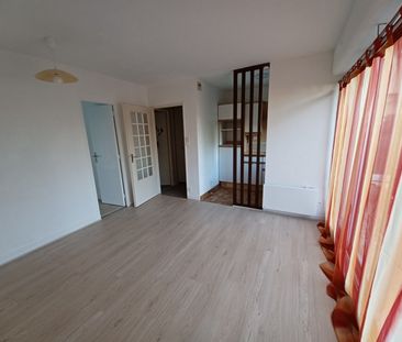 Location Appartement 2 pièces 30m² - Photo 2