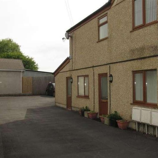 Glebe Road, Loughor, Swansea, SA4 - Photo 1