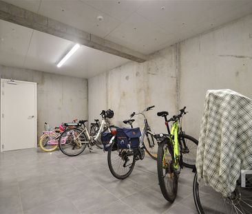 Recent gebouwd appartement met staanplaats te huur in centrum Ieper. - Photo 5