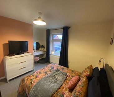 2 bedroom terraced house to rent - Photo 6