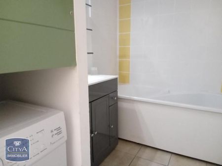 Location Appartement 1 pièce 24m² LE TAMPON 97430 - Photo 4