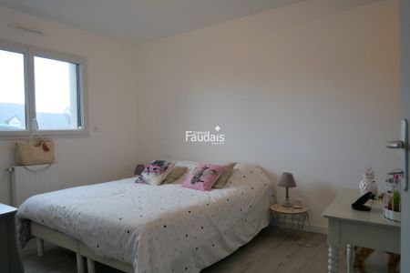Location Maison 6 pièces 121m² GOUVILLE SUR MER 50560 - Photo 2
