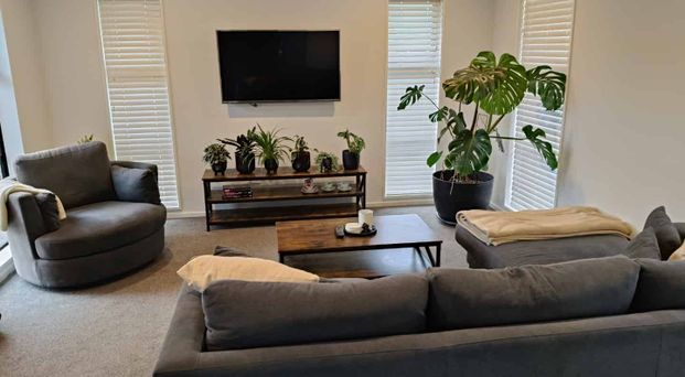 Family Living - Photo 1