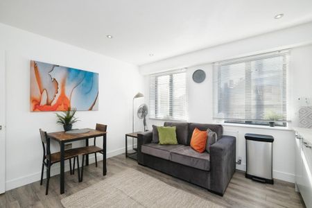 1 bedroom flat to rent - Photo 2