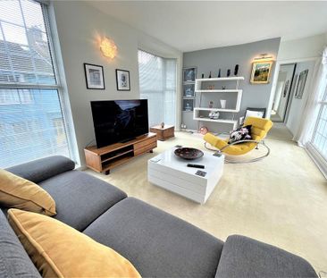 2 bedroom terraced house to rent - Photo 2