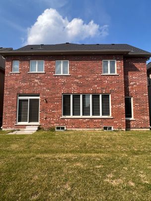 For Lease - 40 Mclean Avenue, Collingwood, Ontario - Photo 1