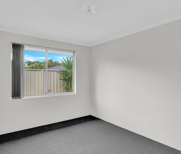 7 Gullane Way, Meadow Springs. - Photo 4