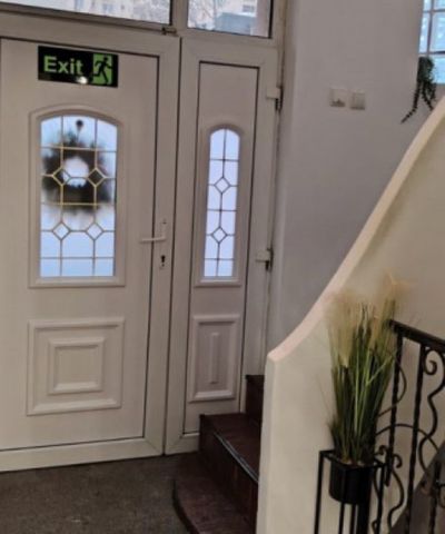 Vila de inchiriat | Activitati medicale | Piata Victoriei - Fotografie 3