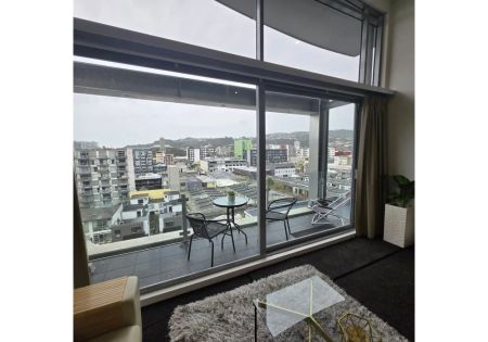 Furnished comfort in the heart of Te Aro - Photo 4