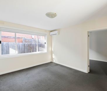 3/4 Lambert Grove, St Kilda East VIC 3183 - Apartment For Rent | Do... - Photo 5
