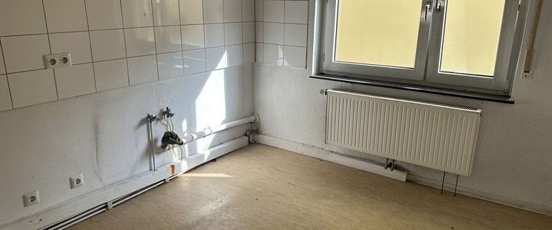 Zentrumsnahe Ergeschoßwohnung mit großem Balkon - Photo 1