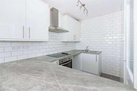 Brighton Road, Worthing, BN11 - Photo 4