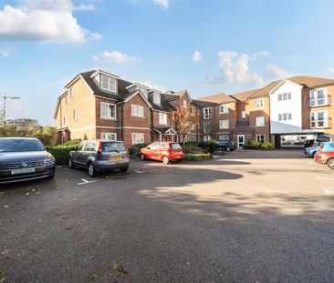 Astonia Lodge, Stevenage - Photo 5