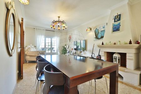 Moradia T4 em Lisboa - Photo 2