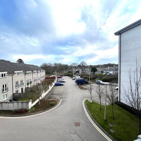 94 Queens Crescent, AB15 4BE, Aberdeen - Photo 1