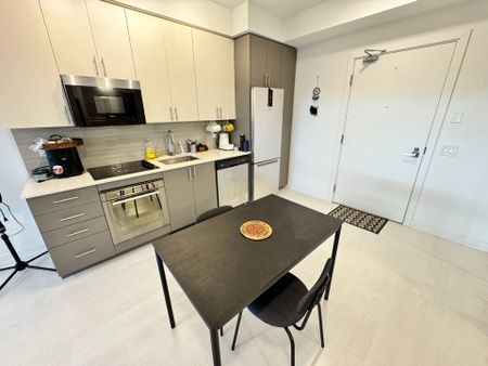 For Lease - 415 Main Street Unit# 604, Hamilton, Ontario - Photo 2