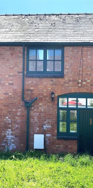 2 Stable Cottage, Bishops Castle, Shropshire - Photo 1