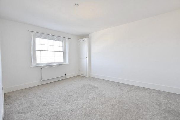 Wellington Square, Hastings, TN34 1PN - Photo 1