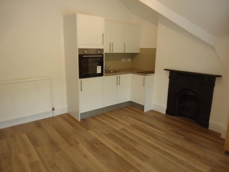 Studio to rent - Photo 5