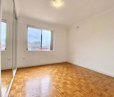 Home For Rent - Photo 4