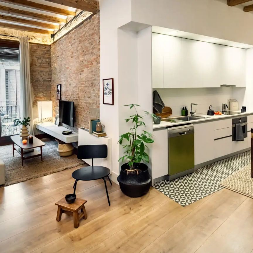 Apartamento de alquiler en Carrer Dels Flassaders, Sant Pere, Sta. Caterina i la Ribera - Photo 1