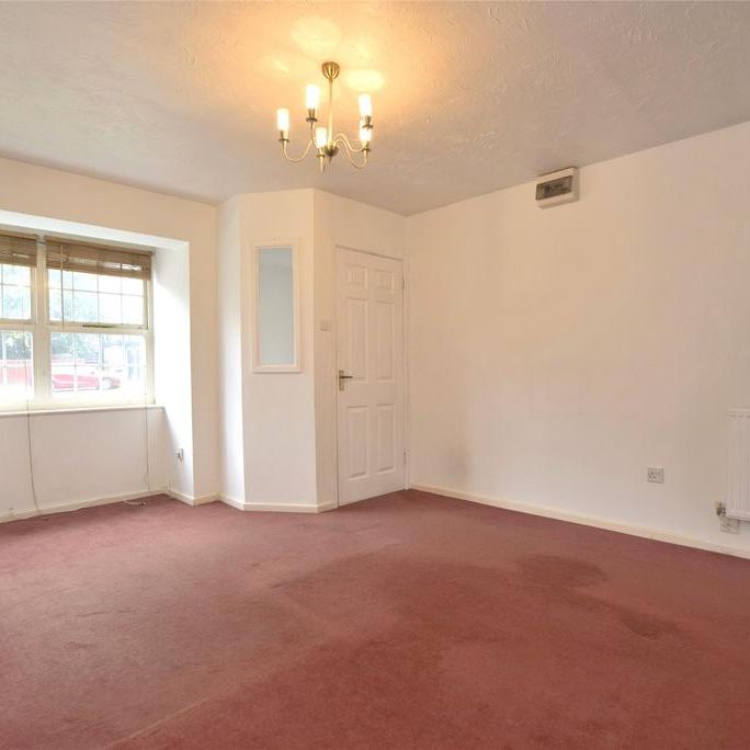 2 bedroom end of terrace house to rent - Photo 1