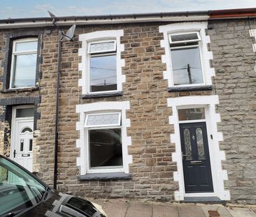 Terraced House to rent on - Photo 5