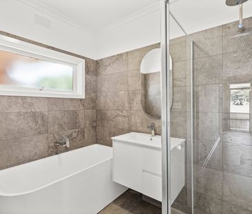 6/12 Ashby Grove, Eaglemont VIC 3084 - Photo 3