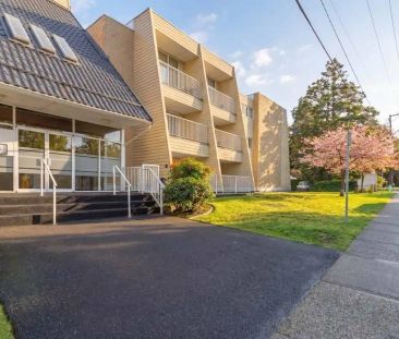 Beachwood — Kelly Court - Photo 4