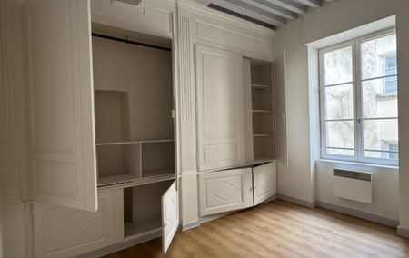 Location Appartement P2 En centre-ville rénové(e) Thiers - Photo 5