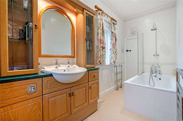 A beautifully presented three bedroom home with charming countryside views. - Photo 1