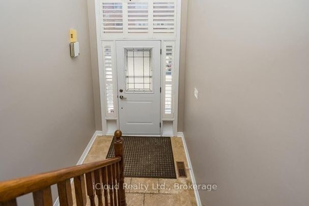 For Lease - 12 King George Road Unit# Room 2, Toronto, Ontario - Photo 1