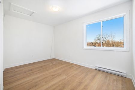 For Lease - 131 Gore Street Unit# 102, Perth, Ontario - Photo 2