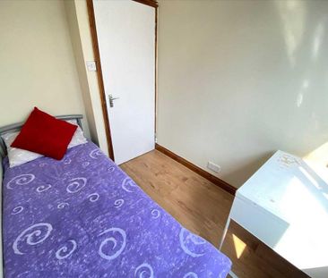 House share to rent - Photo 6