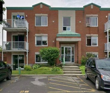 2 CH - 1 SDB - Charlemagne - $1,400 /mo - Photo 1
