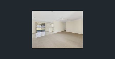 Just Renovated - Freshly Painted with Brand New Carpets - Photo 3