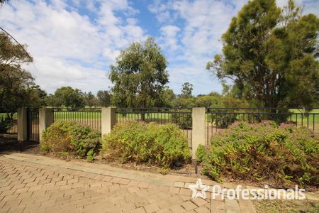 Elegant Double-Storey Home in Prestigious Pelican Point! - Photo 3