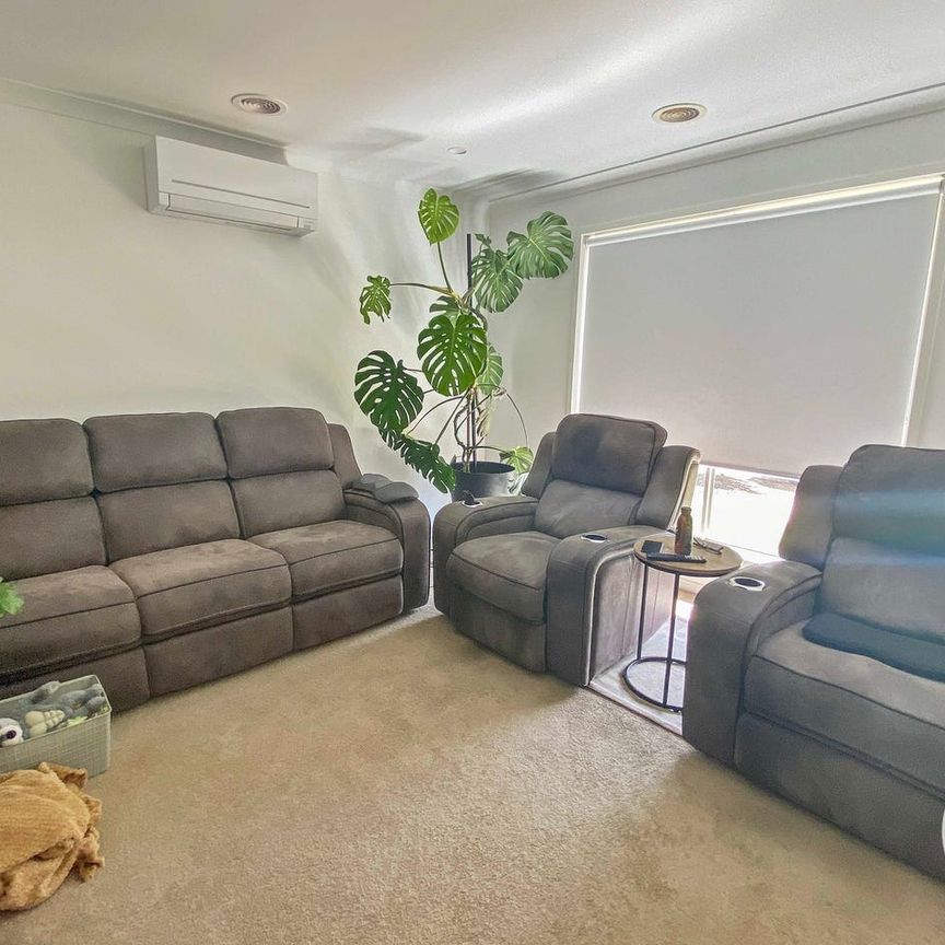 Neat Four Bedroom Home - Photo 1