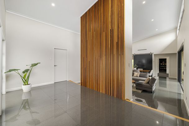 Middle Ridge Luxury! - Photo 1