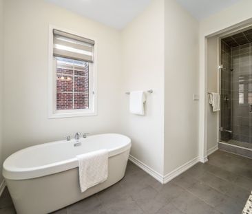 For Lease - 67 Ten Pines Road, Vaughan, Ontario - Photo 3