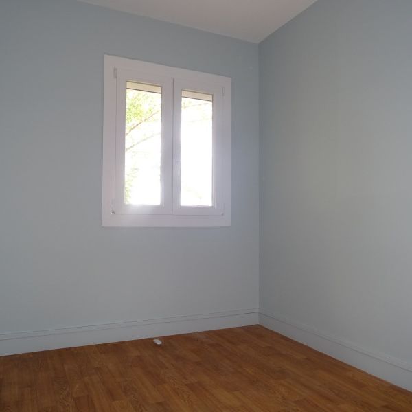 Location Maison 4 pièces 65m² ST DENIS DE L HOTEL 45550 - Photo 1